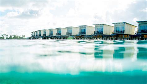 The holiday inn kandooma resort is located in south malé atoll, about 35 kilometers south of malé international airport in the maldives. Holiday Inn Resort Kandooma Maldives, 5-star Luxury ...