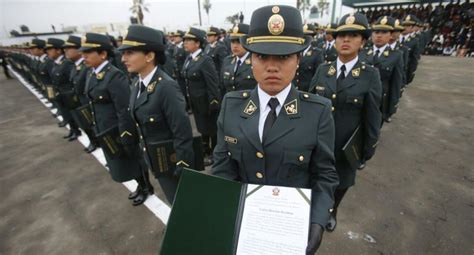 Unas 400 Mujeres Policías Se Gradúan Y Se Suman A La Lucha Contra La