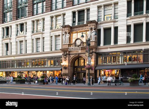 New York City View Of Macy S Department Store Herald Square On 34th