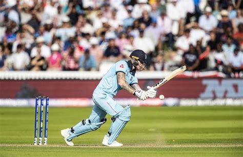 Martin guptill gets run out at the striker's end. England vs New Zealand LIVE Score, World Cup Final Super Over 2019: England new World Champions!