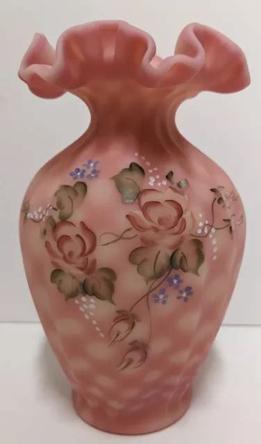 Fenton Pink Burmese Diamond Optic Rose 7 Ruffled Vase Hand Painted Glows £187 67 Picclick Uk