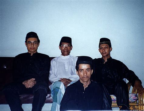 Ada beberapa pembahasan dan pertanyaan pada materi tersebut. Cara Belajar Silat Harimau Sendiri Di Rumah - Sekitar Rumah