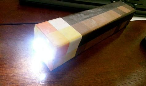 A Minecraft Torch That Actually Works 4 Steps