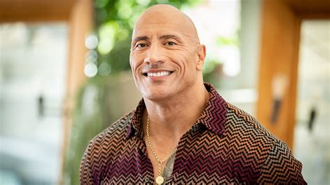 Dwayne The Rock Johnson Nói Rằng Các đảng Chính Trị đã Tiếp Cận Anh