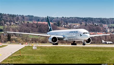 B Kpw Cathay Pacific Boeing 777 300er At Zurich Photo Id 1046566