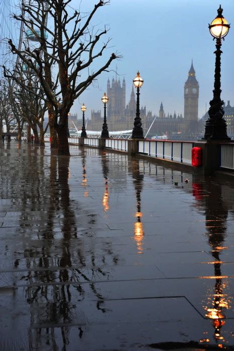 Rainy Day London England Photo On Sunsurfer