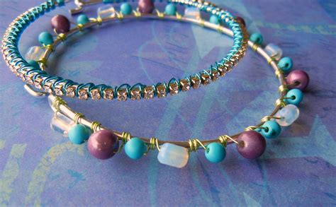 Mark the size and then requires two different colors of paracord and strong weaving skills! Wire lashing: an easy way to cover your jewelry with beads ...