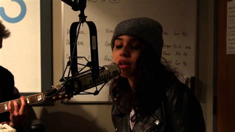 Alessia Cara Here Acoustic Youtube