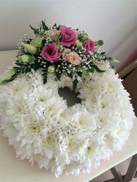 Funerary poster, memorial engraving for black. Based posy for funeral | Funeral arrangements, Grave ...