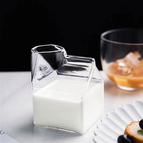Gelas plastik kembar untuk jus dan  lihat gambar lebih besar gan rp 1.750. Jual Gelas Kaca Susu Jus Design Kotak Milk Box 300ml ...