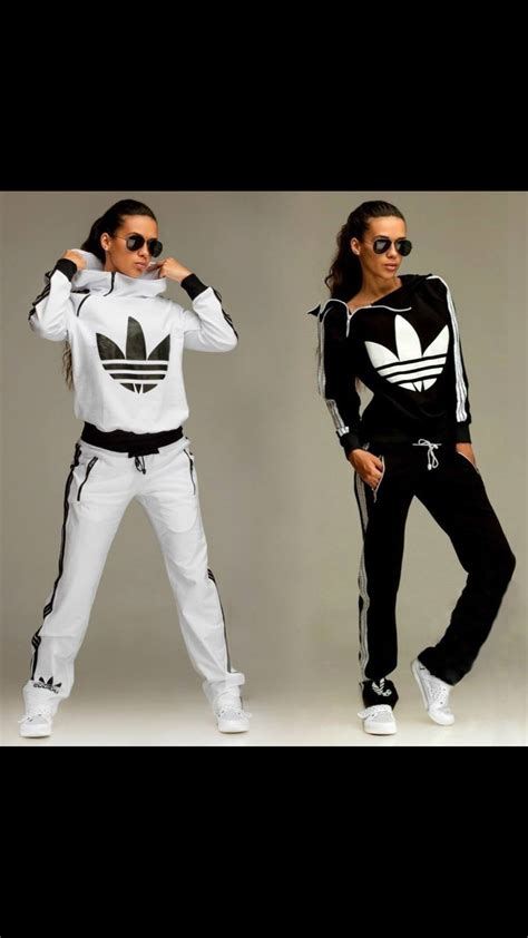 Pin By Diego Ruiz On Sweat Suits Addidas Outfit Adidas Outfit