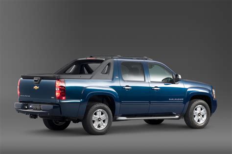 The 2008 chevrolet avalanche ltz was ahead of the curve for its time. 2008 Chevrolet Avalanche Gallery 190247 | Top Speed