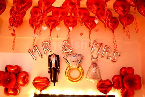 Gift ideas for your wife 1. Wedding - First Night Balloon Decoration in Delhi/NCR