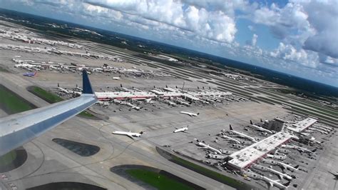 Worlds Busiest Airport Fantastic Hd Crj 900 Takeoff From Atlanta