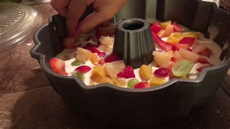 .como puedes hacer queso en tu propia casa, utilizaremos la primera receta que hicimos nosotros, un queso fácil de hacer, el queso fresco. Receta Facil / Gelatina De queso crema rellena de frutas ...