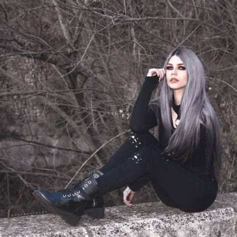 Model Dayana Crunk Outfit Killstar Welcome To Gothic And Amazing