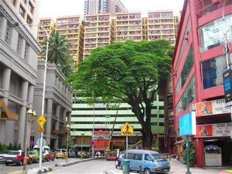 Walk down jalan bukit bintang, one of the busiest roads in kuala lumpur. Sun Complex - Kuala Lumpur