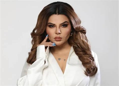 Inconsolable Rakhi Sawant Asks Fans To Pray For Her Mother As She Hospitalised Bollywood News