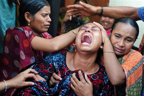 Bangladesh Woman Rescued After 17 Days In Garment Factory Rubble