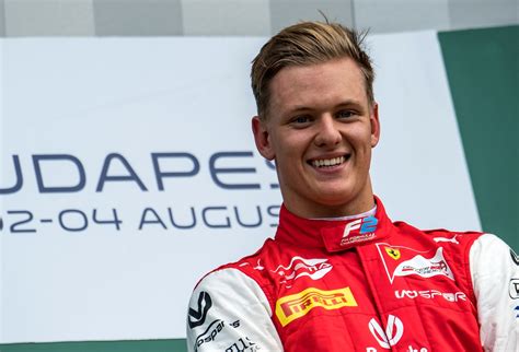 Official facebook page of mick schumacher, ferrari driver academy driver, fia f2 for prema. Mick Schumacher logra su primera carrera de Fórmula 2 en ...