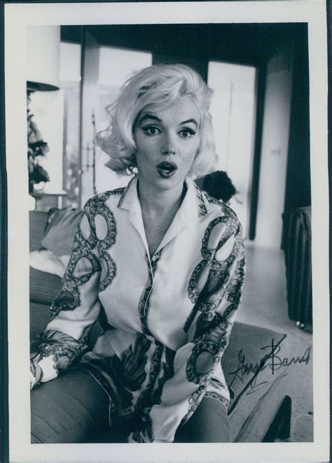 Revealed 22 Unpublished Pictures From Marilyn Monroes Final Photo