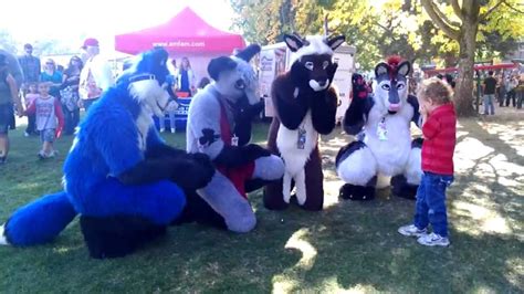 Fursuiting At Issaquah Salmon Days Part Field Of Fun Youtube