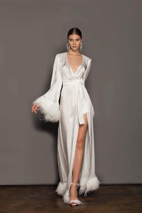 feather long robe in 2021 bridal maxi dress wedding dress with feathers glamourous wedding dress