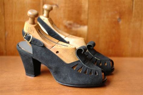 Vintage 1940s Shoes 1940s Shoes Vintage Shoes 25 Off Sale Comfortable Heels Get The Look