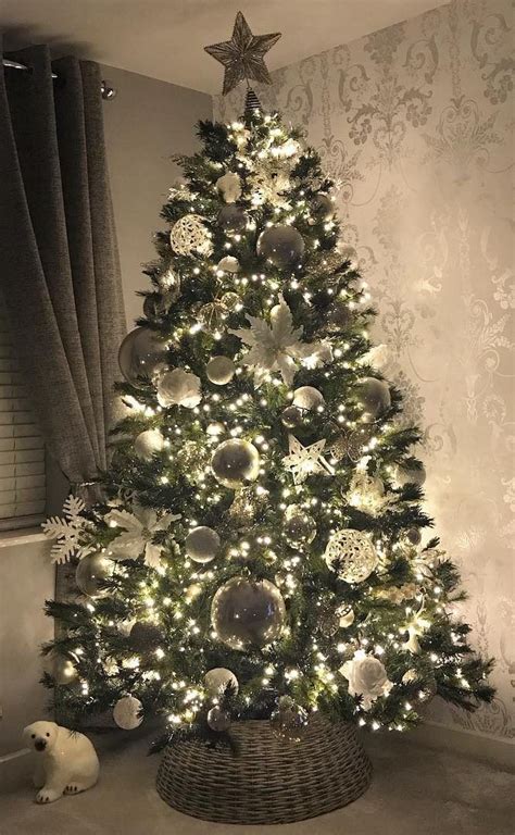 5 out of 5 stars. 40 AWESOME CHRISTMAS TREE Decoration Ideas for New Year ...