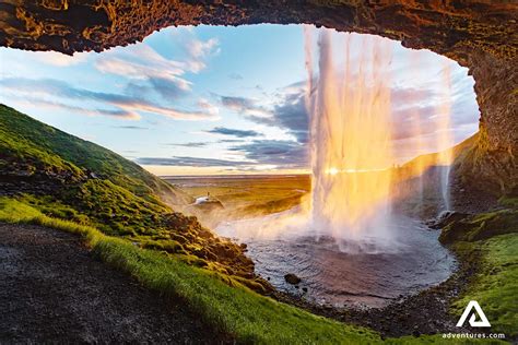 Ultimate Guide To The Most Beautiful Places In South Iceland