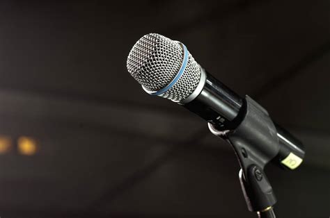 The 10 Best Microphones for Live Vocals: The Ultimate Guide