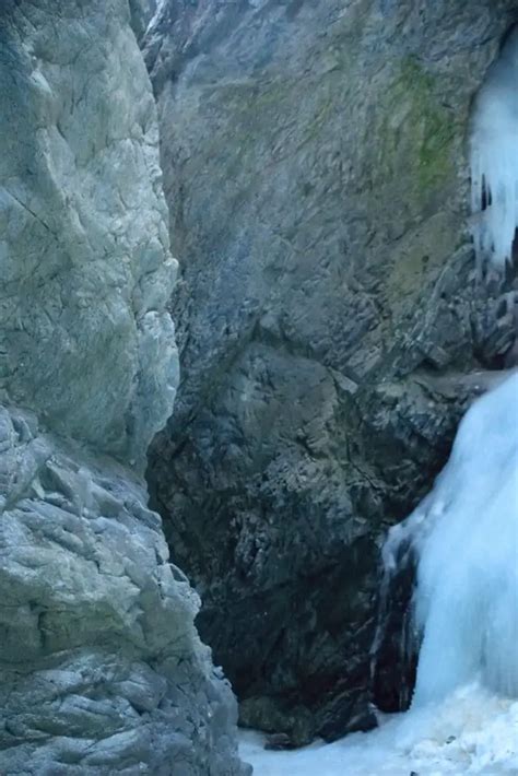 Zapata Falls Colorado Hike Guide Virtual Sherpa