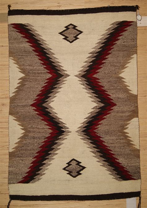 Regional Lightening Bolt Pattern Navajo Rug Weaving