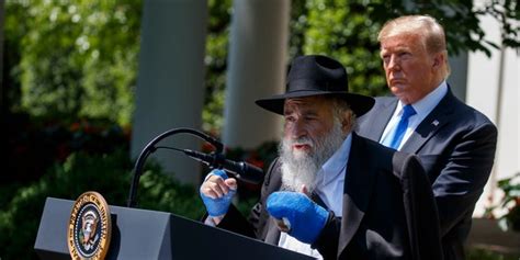 Rabbi Wounded In Synagogue Shooting Urges Trump To Bring Moment Of