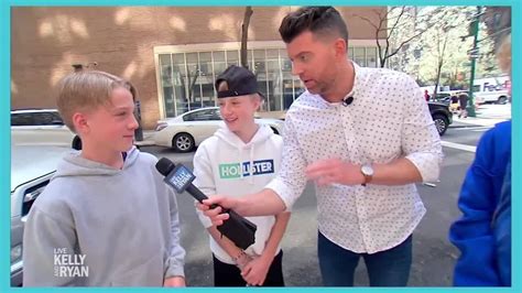 Steve Patterson Talks to New Yorkers About Mother’s Day - YouTube