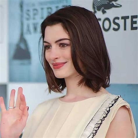 Top Anne Hathaway Short Hairstyles In Eteachers