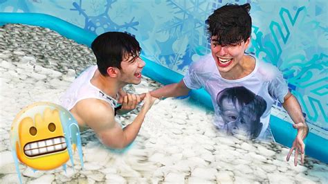 The latest tweets from desafio da piscina (@desafioagua): DESAFIO DA PISCINA CONGELADA | Jean Luca ft Klebio Damas ...