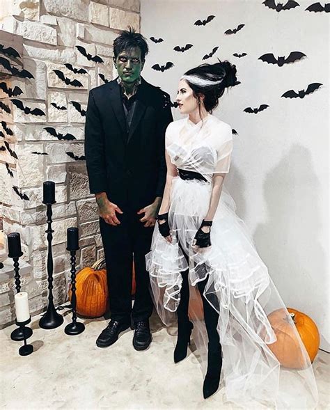 50 Catchy Couple Costumes Ideas For Halloween Horror Halloween Costumes Scary Couples