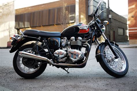 4.3 out of 5 stars from 23 genuine reviews on australia's largest opinion site productreview.com.au. Mototrope: Triumph Bonneville T100