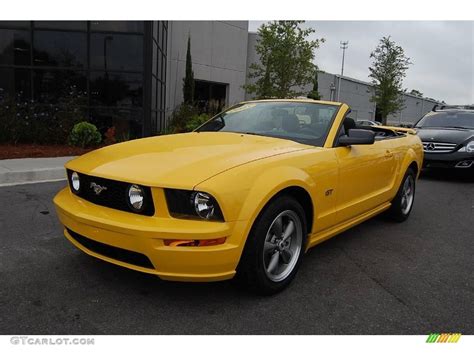 2005 Screaming Yellow Ford Mustang GT Deluxe Convertible 19367352