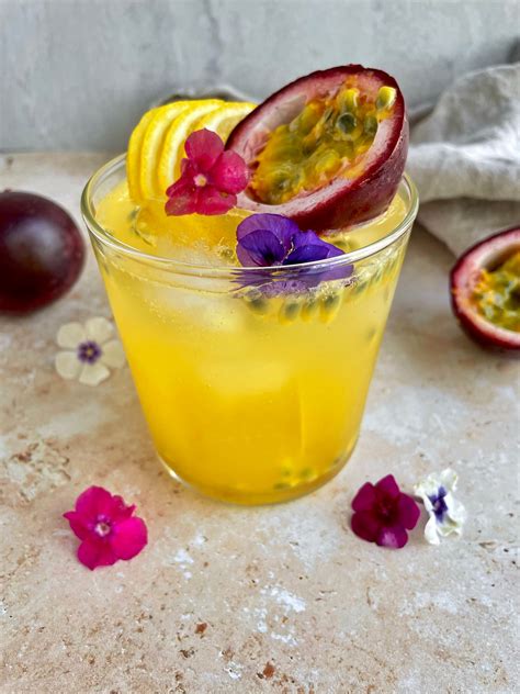Tropical Passion Fruit Cocktail Thechowdown