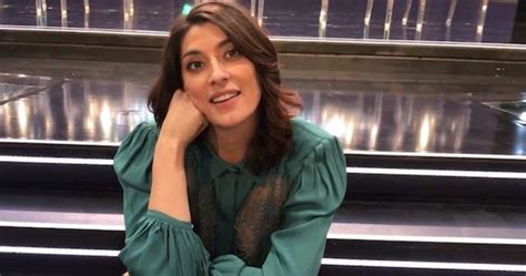 Quello che colpisce di elisa isoardi , splendida ex naufraga dell'isola dei famosi, ancor prima della silhouette (ho perso 8 chili, ora entro allora vivevo ovattata da protezioni e sovrastrutture, sull'isola ho svelato tutto di me : Elisa Isoardi Isola dei Famosi impressioni sui concorrenti ...