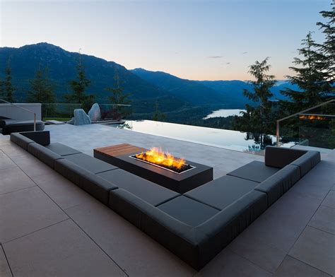Phenomenal Mountain Home Oasis With Majestic Views In Whistler House
