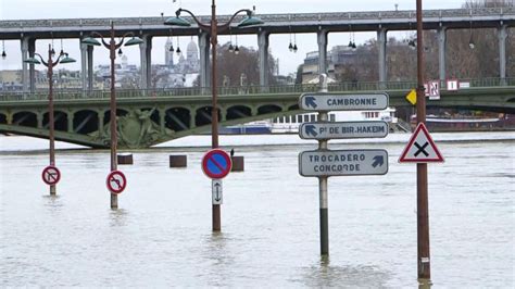 Seine River Reaches Peak In Flood Affected Paris Video Abc News
