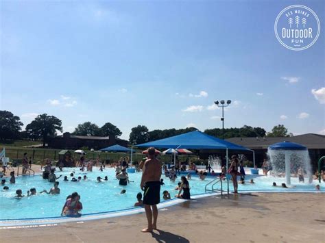 A major leak at holiday park aquatic center in west des moines is expected to delay opening the recreational facility this summer. Clive Aquatic Center - Des Moines Outdoor Fun
