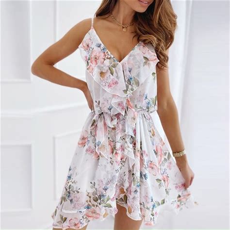 25 Pretty Summer Floral Print Dresses To Make You Look Gorgeous Women