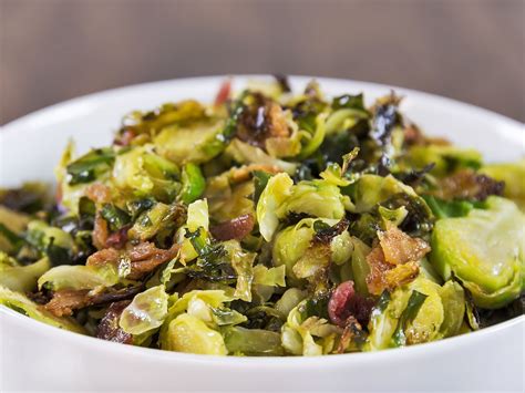Poêlée de chou aux lardons Recette de Poêlée de chou aux lardons