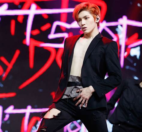 Nct S Taeyong Jaehyun Reveal Their Chiseled Abs In Neo City Log Koreaboo