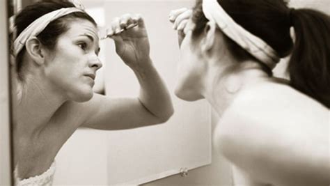 Ever Get A Rash From Your Skin Cream Or Makeup Heres Why Consumer