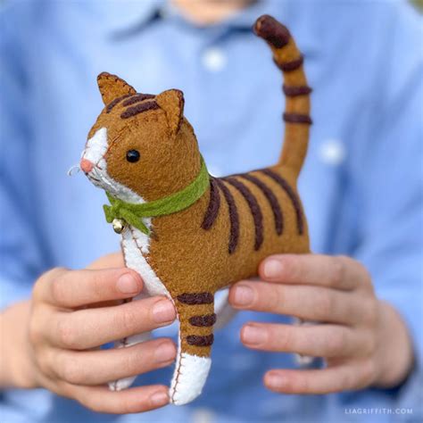 Felt Cat Pattern And Tutorial Lia Griffith